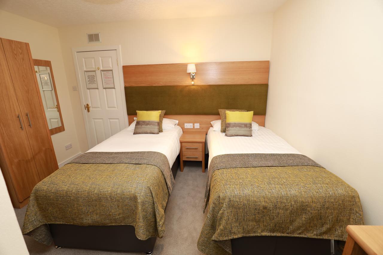 The Famous Star Hotel Moffat Luaran gambar