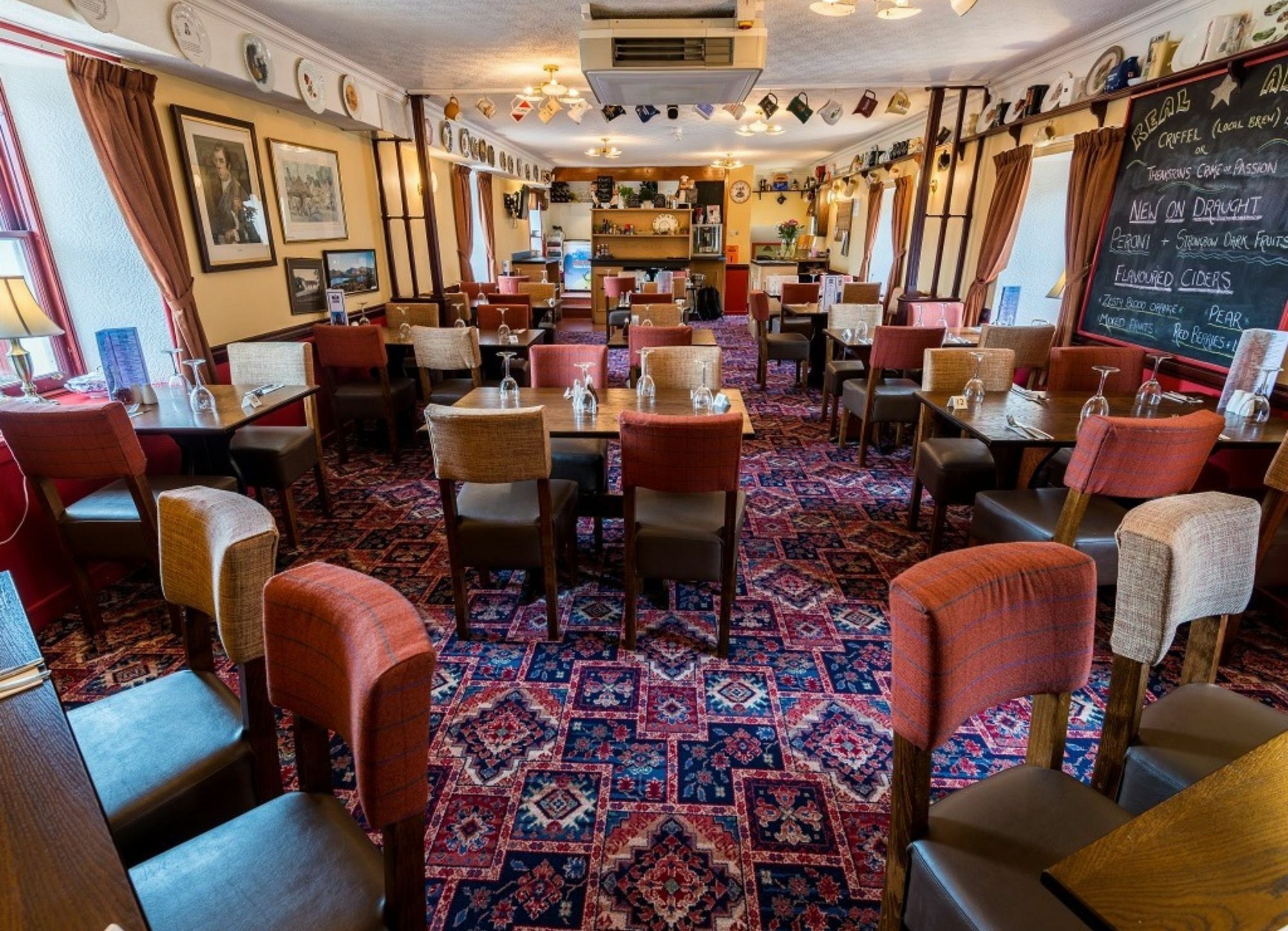 The Famous Star Hotel Moffat Luaran gambar